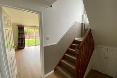 The Close, Royston  photo 4