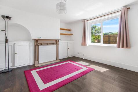 Lotmead Cottages, Wanborough Road, Wanborough, Wiltshire, SN4 photo 4