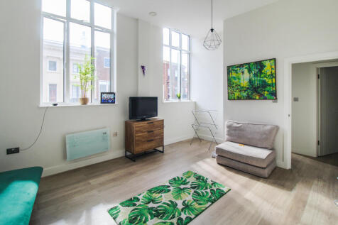 Flat E , Avenue Hous