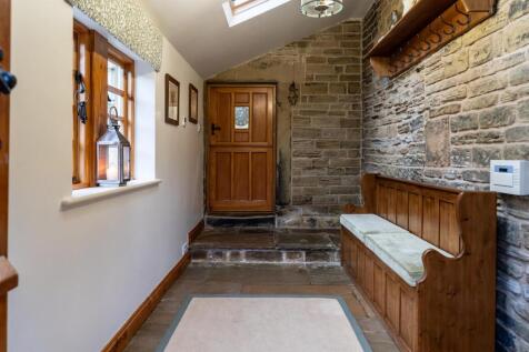 5 bed, 4 bath Semi-Detached in Sheffield - Photo 5