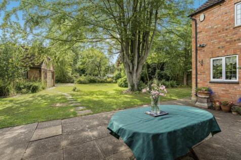 Vale Cottage, 4 Butchers Lane, Pattishall (14).JPG