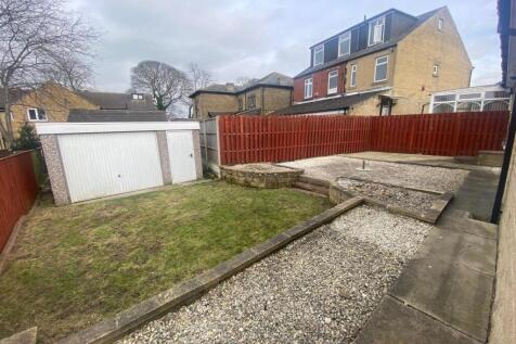 BACK GARDEN.jpg