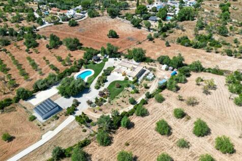Boliqueime 5 Bed Villa With 18,000m2 Land For Sale (2)