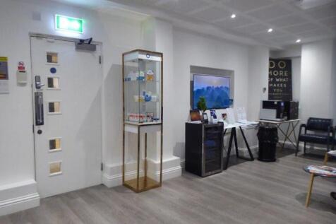 P1040056 cameo ground floor.jpg