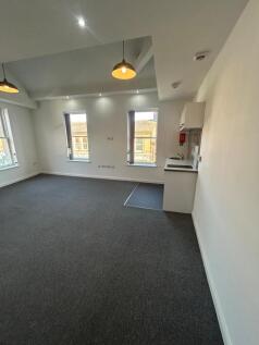 lounge 3