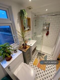 Loft Room With En-Suite