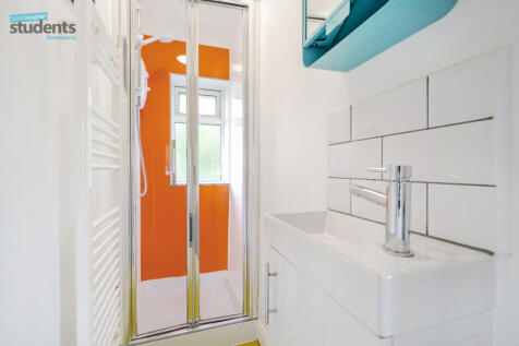 8826479b-9a77-4a0...