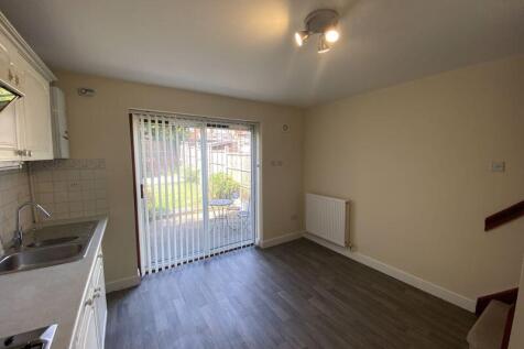 Marlborough Drive, Oldswinford photo 4