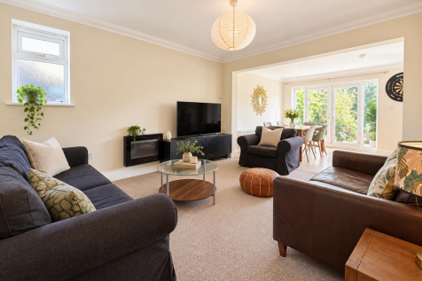 Sitting Room.PNG