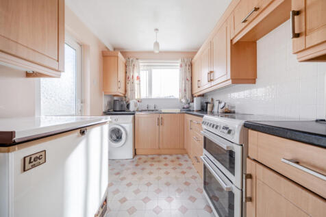 1372572-9-6900cc9...