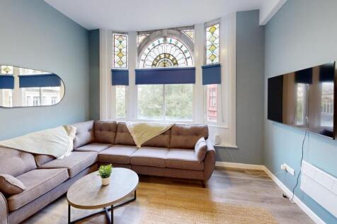 Flat 2, 15, Clare Street BS1 1XH photo 3