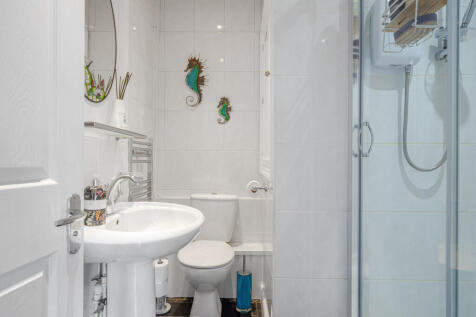 1289200-5-683982d...