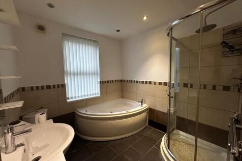Roseneath Street, Leeds, LS12 photo 4