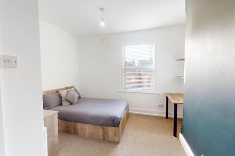 6-bed house on Lenton Boulevard, Nottingham, £3,207/mo