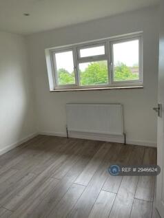 Washington Drive, Slough, SL1 photo 5