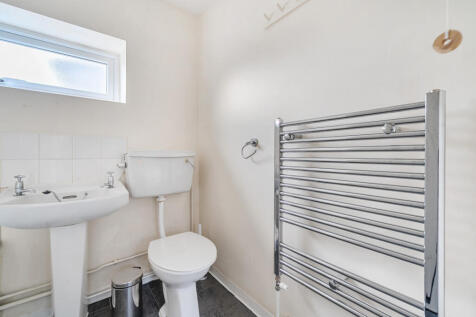 1355858-9-68cd402...