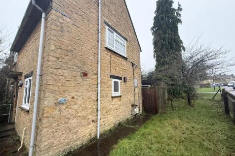 Banbury, OX17 - property photo