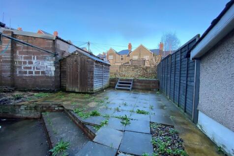 1 Jenner Street - rear garden.jpg