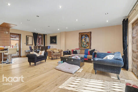Hayes, UB4 - property photo