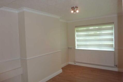 1-bed flat on The Weymarks, Weir Hall Road, London, £1,450/mo