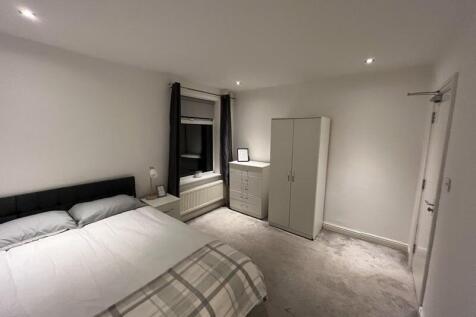 Kitchener Drive, Mansfield, Nottinghamshire photo 5