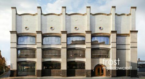 VoyseyHouse BarleyMowPassage Chiswick W4 office to let ext aa _JackHobhouse.jpg