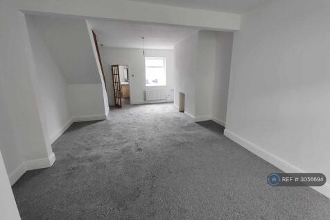 Living/Dining Area