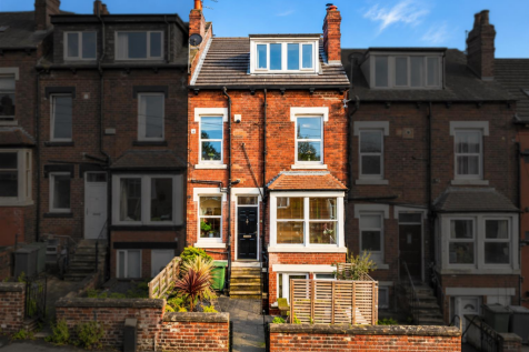 Highlighted Victorian Terraced House.png