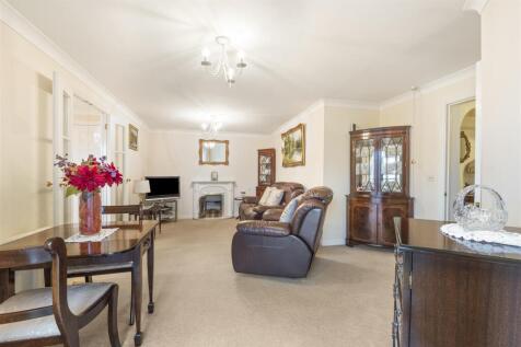 Calverley Court 33-008.jpg