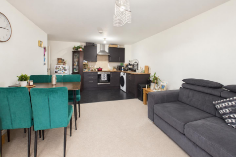 Open Plan Kitchen Lounge
