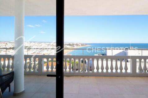 Sea View 4 Bed Penthouse For Sale In Albufeira (17)