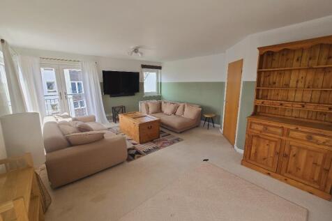 Lounge 2
