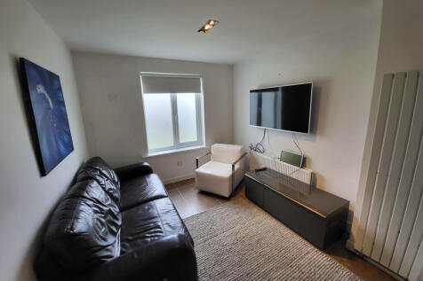 Sadler Court, Hulme, Manchester. M15 5RP photo 3