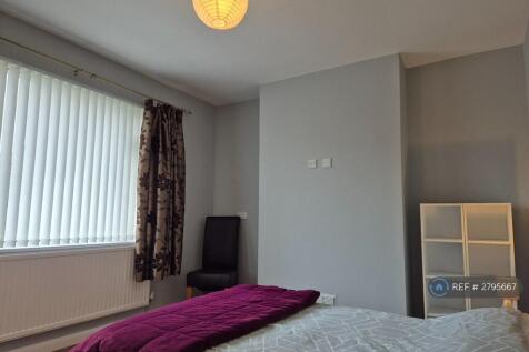 Bright Ground Floor Double 