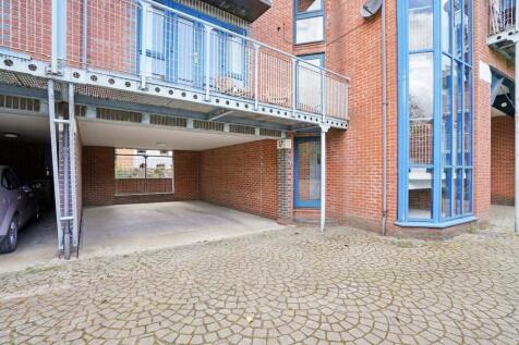 Property Image 12