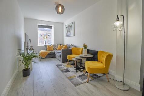 upper house, Hinckley  2.jpg