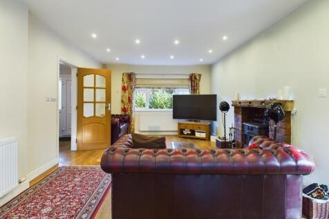 CAM02854G0-PR0306...