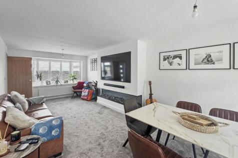 Beechmere Rise, Rugeley photo 5