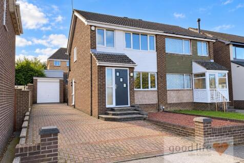 20261002_200145842_iOS20 southwold terrace.jpg