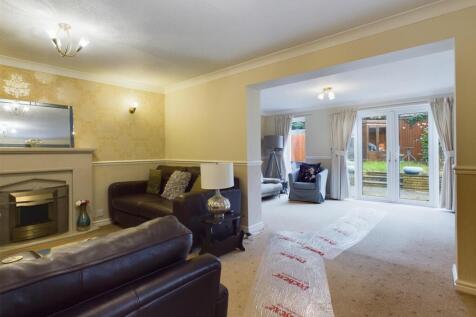 Lounge/Sitting Room