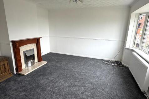 21 Elm Tree Crescent, Dronfield S18 2HD photo 5