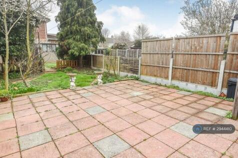 Elm Park Avenue, Hornchurch, RM12 photo 4