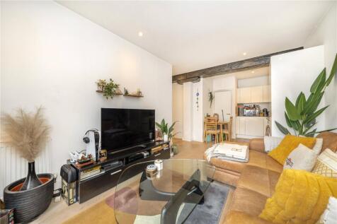 Living Area/Kitchen