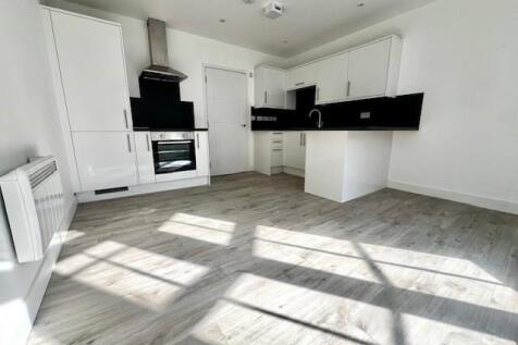 Lounge+kitchen.jpg