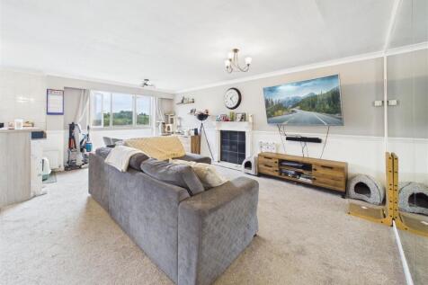 Princess Close, Gedling, Nottingham photo 3