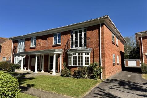 For Rent by Aspire Residential | Regency Court