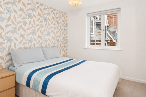 39 Chaise Meadow, Lymm, Warrington photo 4