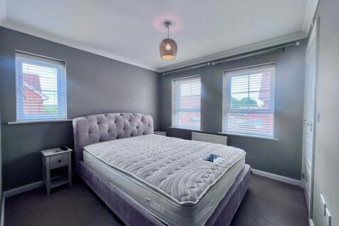 Whitmoore Drive, Auckley, DN9 photo 4