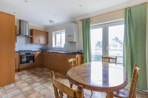 Sterling Close 4-11.jpg