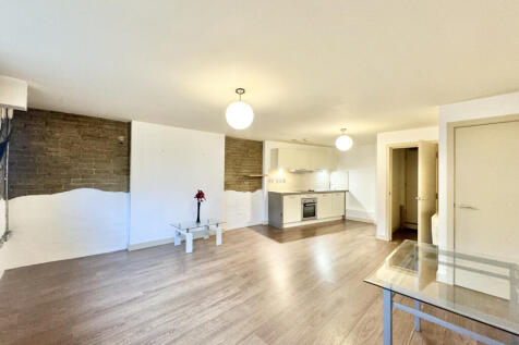 The Garden House, Blakeridge Mill Village, Batley, WF17 photo 2